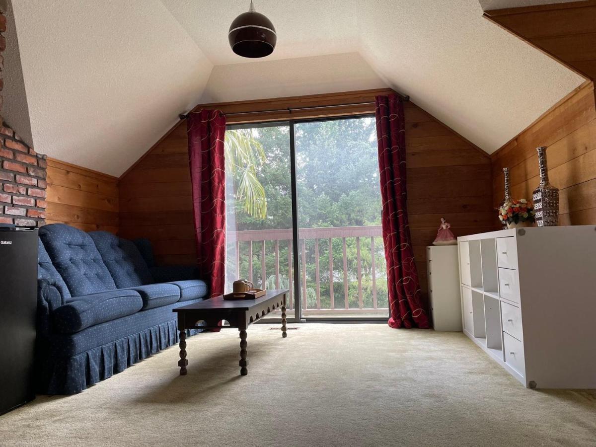 Jason House - Immaculate Suites In A Quiet Seaside Neighbourhood Near Uvic Victoria Exterior foto